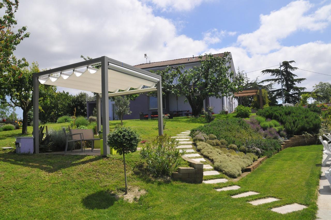 منزل الضيف Fontanile  في Casa Lucesole المظهر الخارجي الصورة